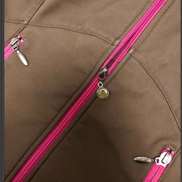 SOLD Women’s Nike Fleece Interior Jacket Small - Picture 5 of 5